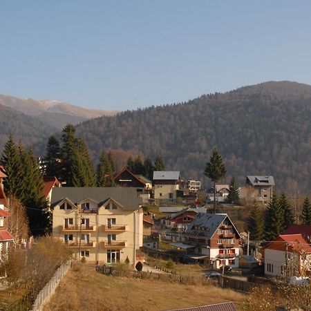 Cazare Casa Cristina Буштені Екстер'єр фото
